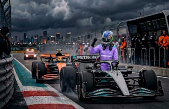 Kimi Antonelli Mercedes F1 Miami Grand Prix 2026 third consecutive victory winner